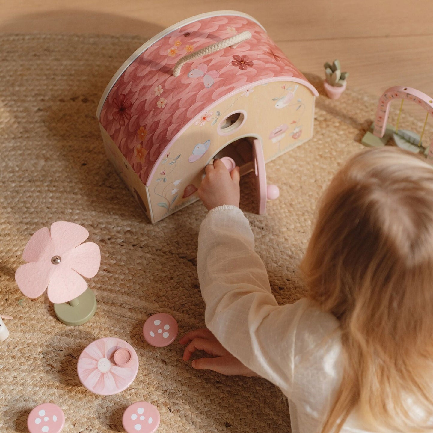 Little Dutch Fairy House & Garden